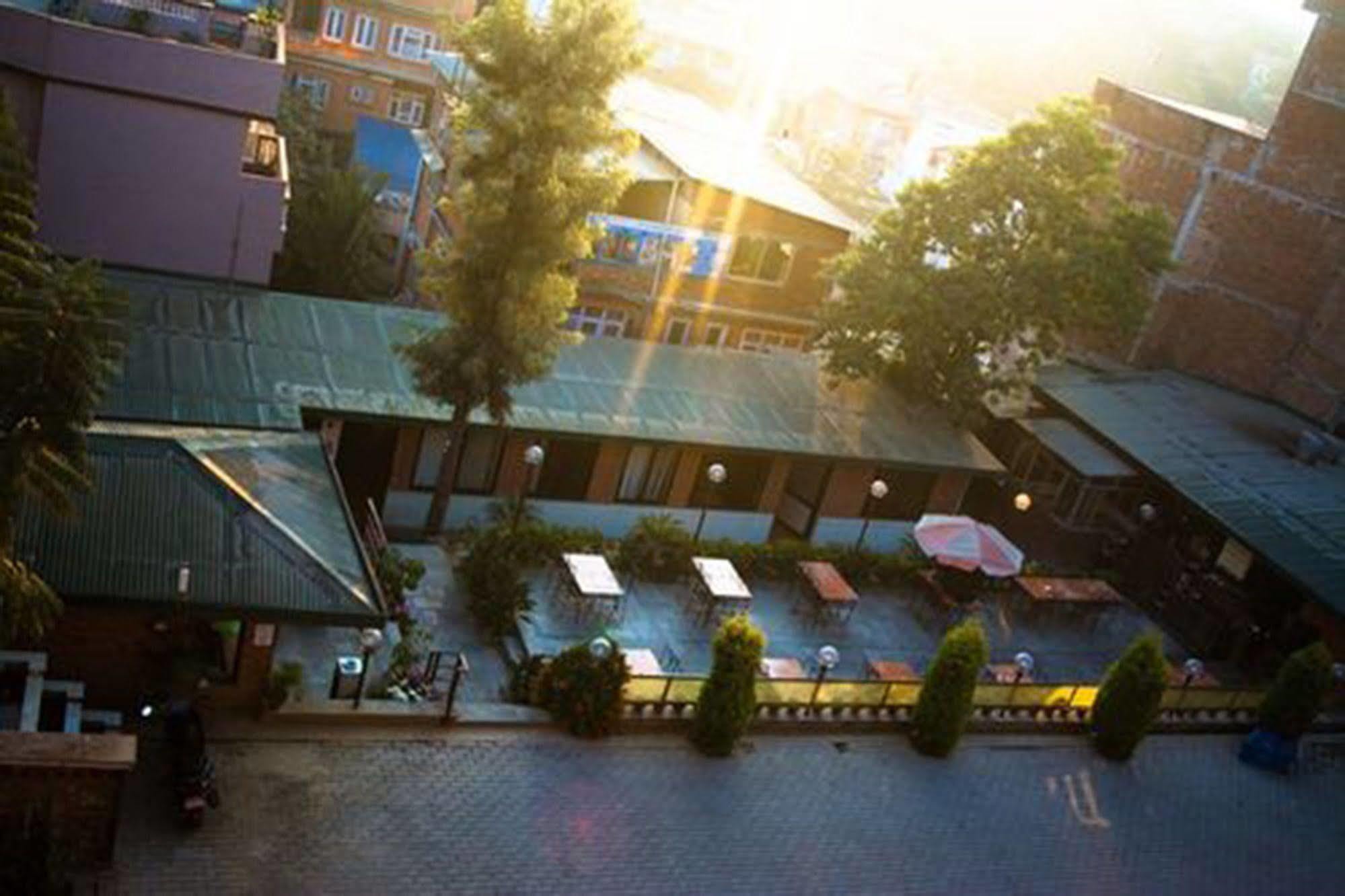 Aryal International Hotel Kathmandu Luaran gambar