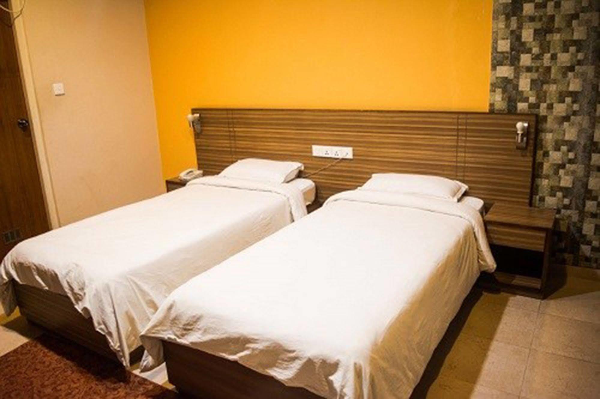 Aryal International Hotel Kathmandu Luaran gambar