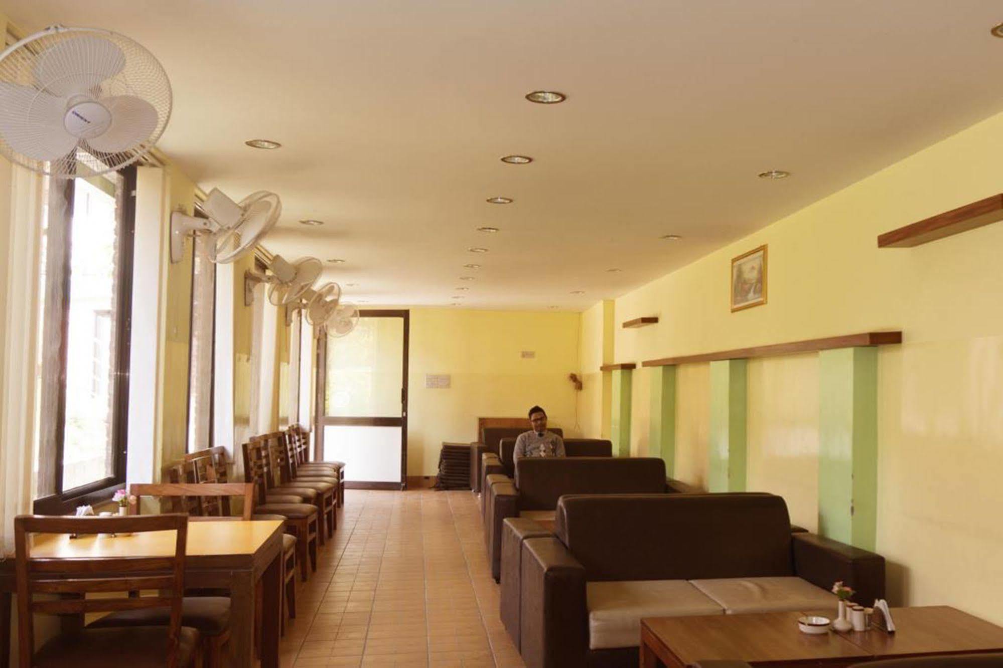 Aryal International Hotel Kathmandu Luaran gambar